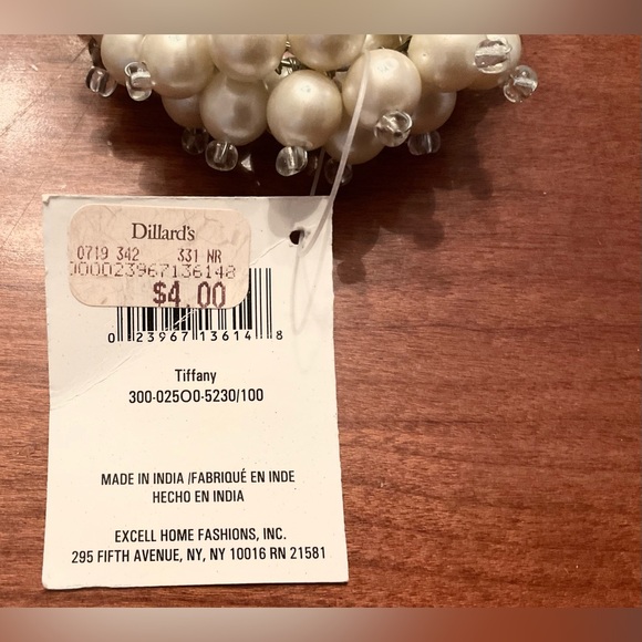 6 Pearl Cluster Napkin Rings - Picture 5 of 6